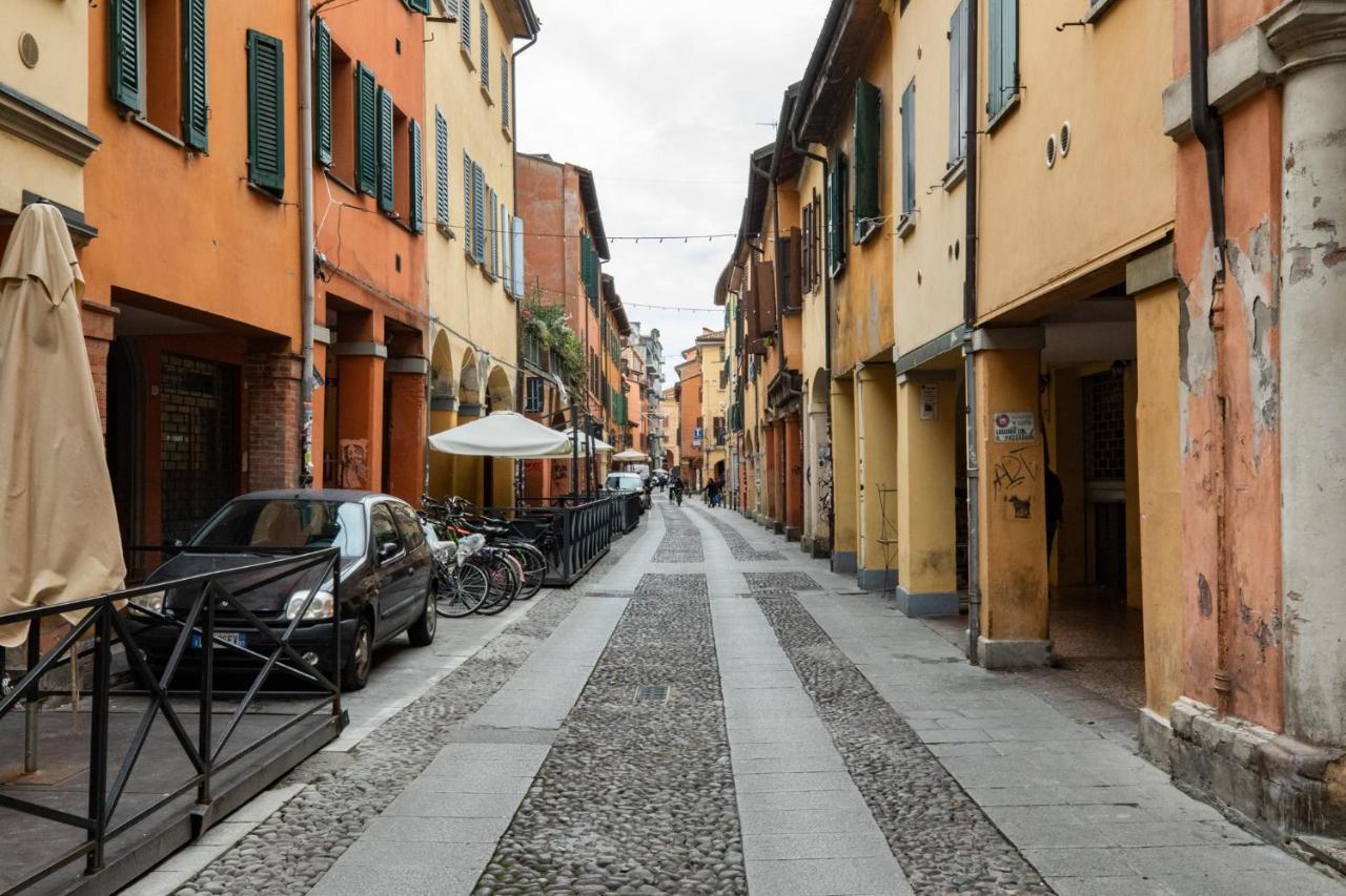 Housmart Pratello 48 Apartment Bologna Luaran gambar