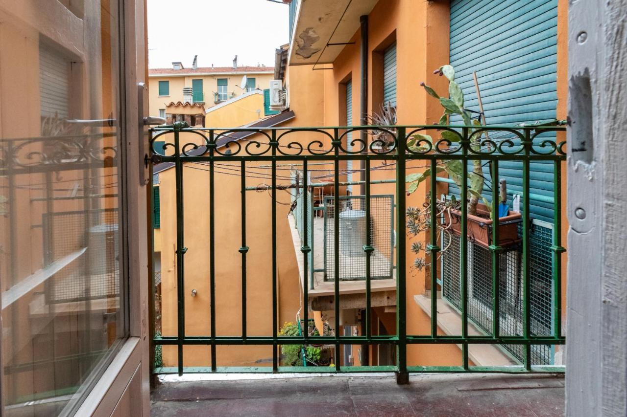 Housmart Pratello 48 Apartment Bologna Luaran gambar