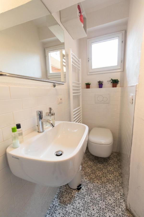 Housmart Pratello 48 Apartment Bologna Luaran gambar