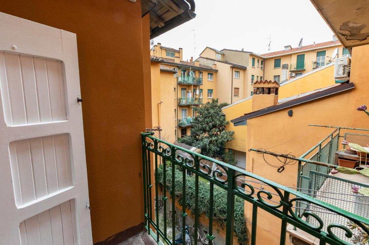 Housmart Pratello 48 Apartment Bologna Luaran gambar