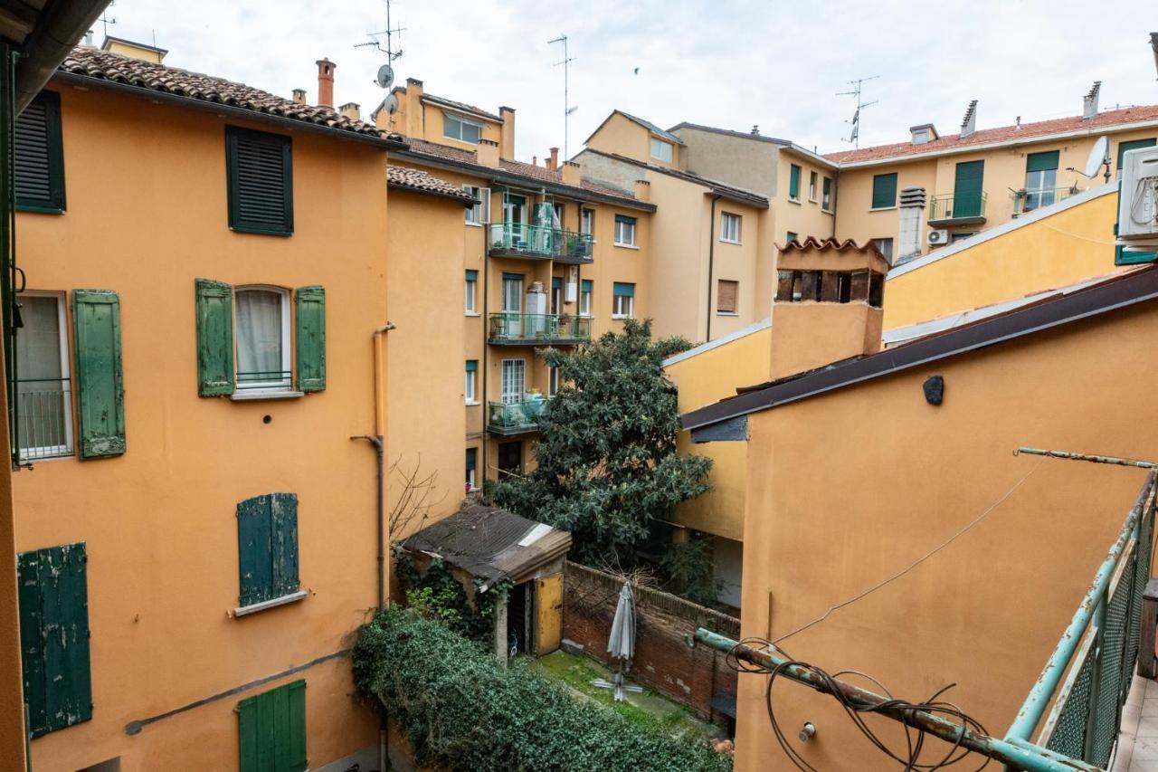 Housmart Pratello 48 Apartment Bologna Luaran gambar